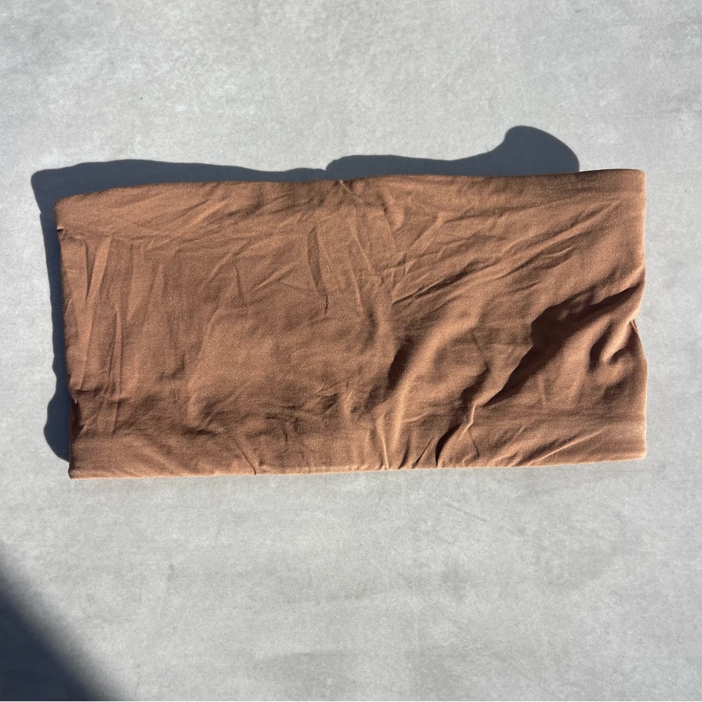 SKIMS FITS EVERYBODY BANDEAU | JASPER